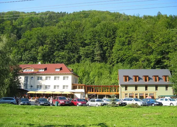 Skalní Mlýn Hotel 3*