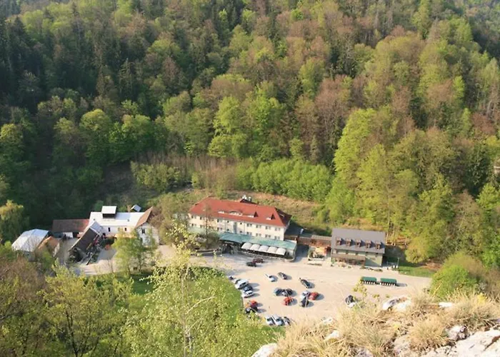 Skalní Mlýn