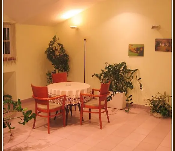 Skalní Mlýn Hotel 3*