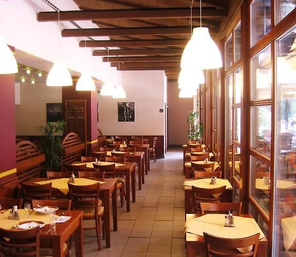 Skalní Mlýn Hotel